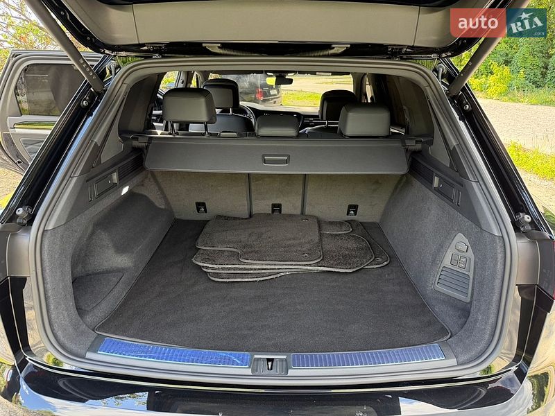 Фото Volkswagen Touareg з оголошення AUTO.RIA