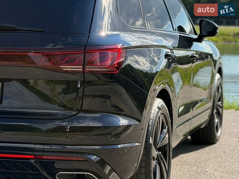 Фото Volkswagen Touareg з оголошення AUTO.RIA