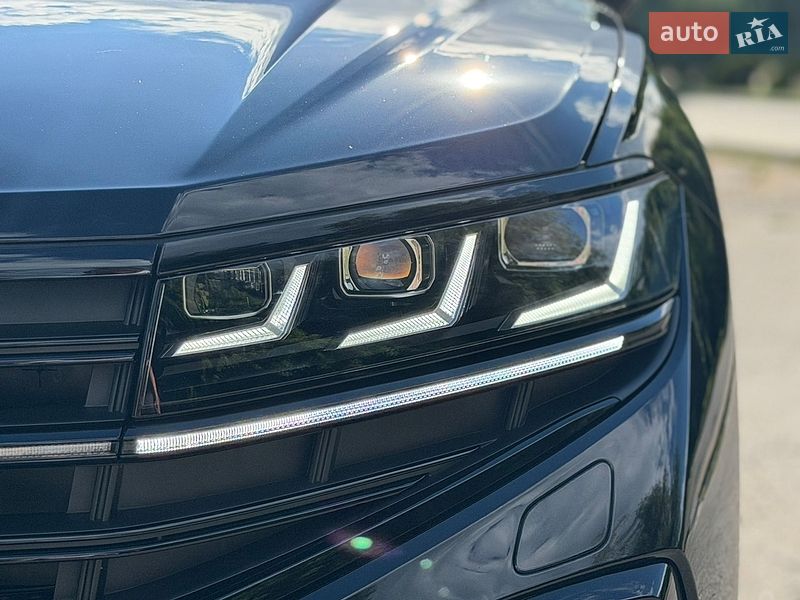 Фото Volkswagen Touareg з оголошення AUTO.RIA