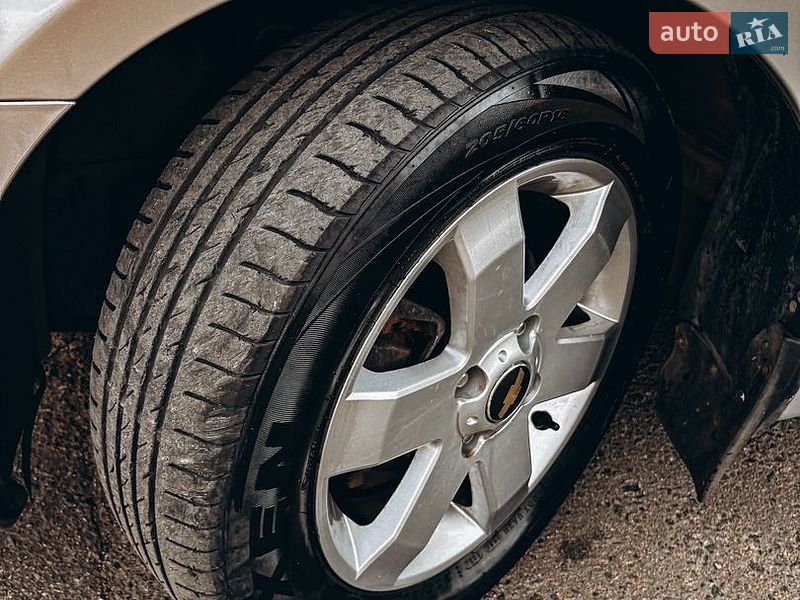 Фото Chevrolet Epica з оголошення AUTO.RIA
