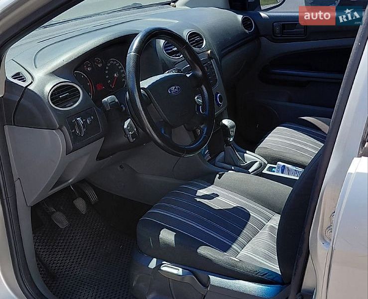 Фото Ford Focus з оголошення AUTO.RIA