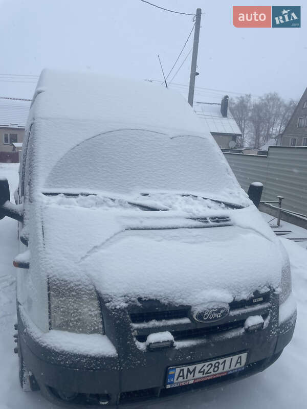 Фото Ford Transit з оголошення AUTO.RIA