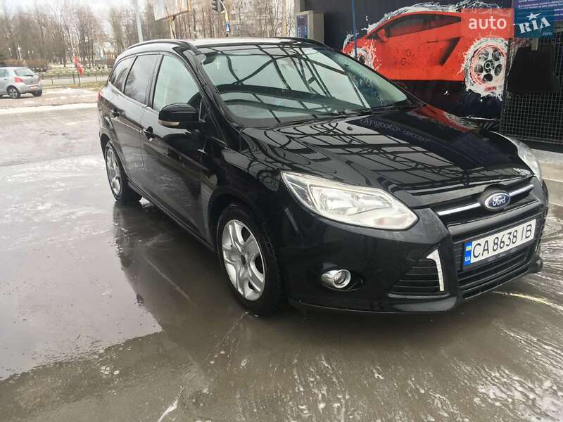 Фото Ford Focus з оголошення AUTO.RIA