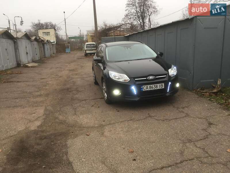 Фото Ford Focus з оголошення AUTO.RIA