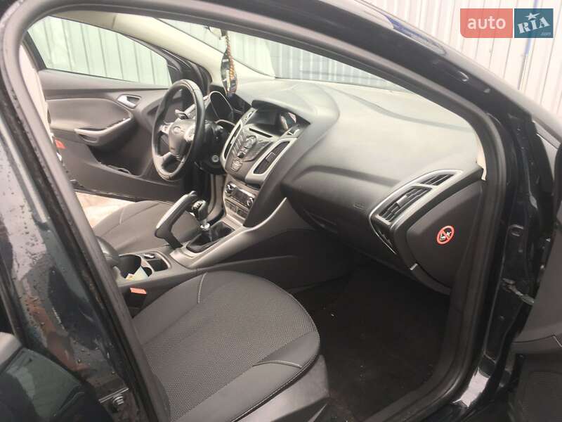 Фото Ford Focus з оголошення AUTO.RIA