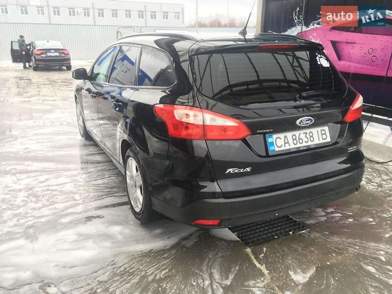 Фото Ford Focus з оголошення AUTO.RIA