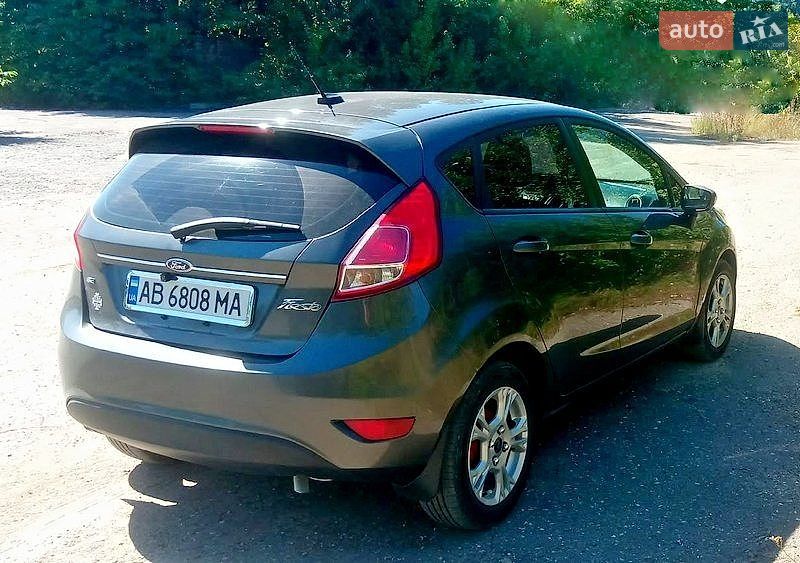 Фото Ford Fiesta з оголошення AUTO.RIA