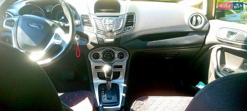 Фото Ford Fiesta з оголошення AUTO.RIA