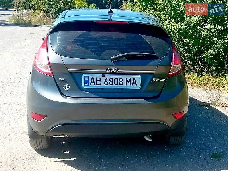 Фото Ford Fiesta з оголошення AUTO.RIA