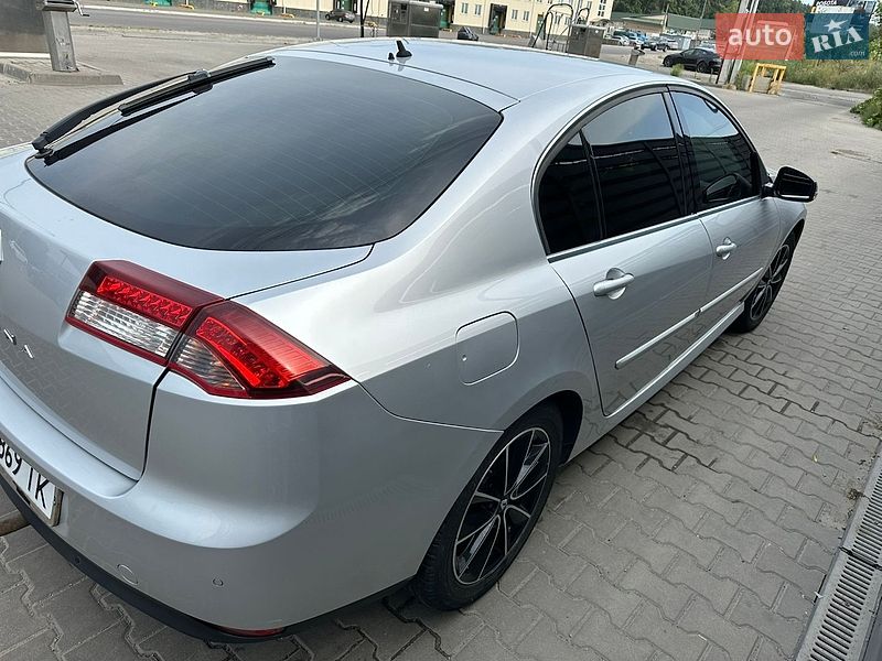 Фото Renault Laguna з оголошення AUTO.RIA