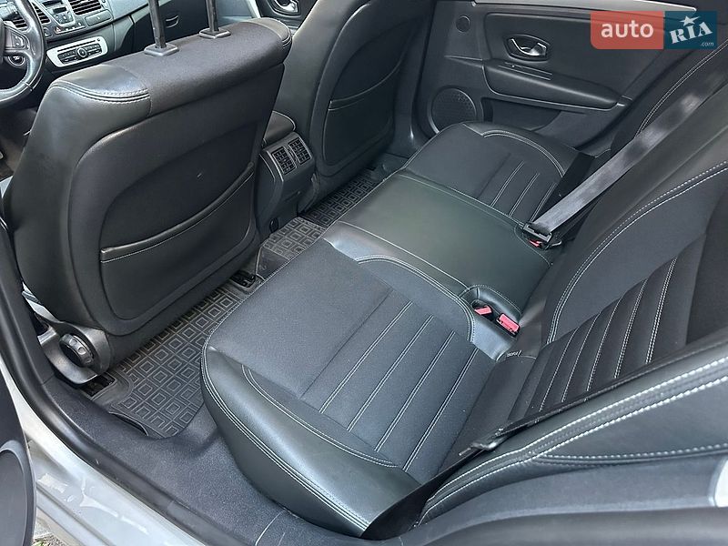 Фото Renault Laguna з оголошення AUTO.RIA