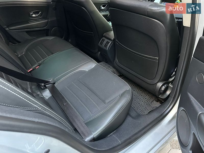Фото Renault Laguna з оголошення AUTO.RIA