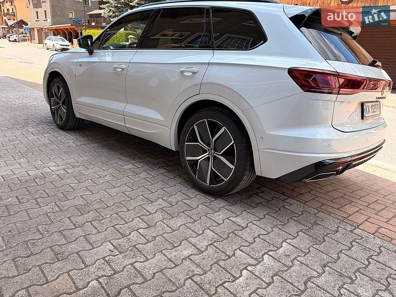 Фото Volkswagen Touareg з оголошення AUTO.RIA
