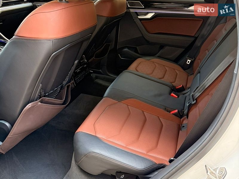 Фото Volkswagen Touareg з оголошення AUTO.RIA