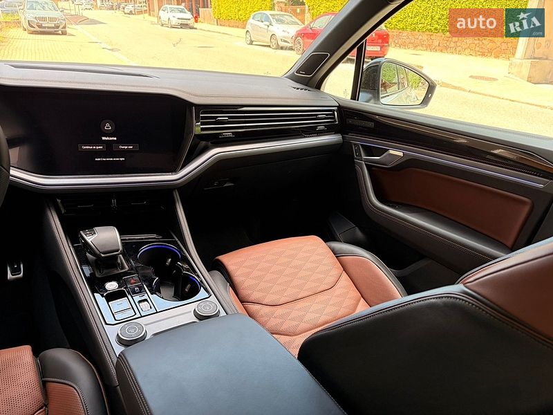 Фото Volkswagen Touareg з оголошення AUTO.RIA