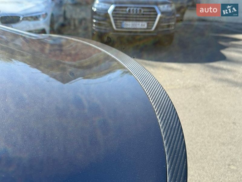 Фото Tesla Model 3 з оголошення AUTO.RIA