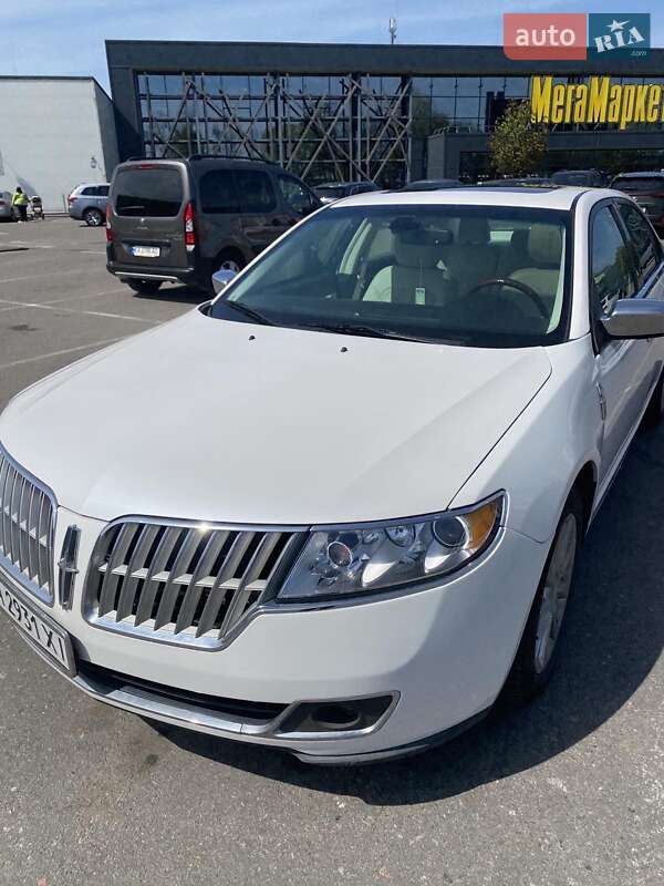 Фото Lincoln MKZ з оголошення AUTO.RIA