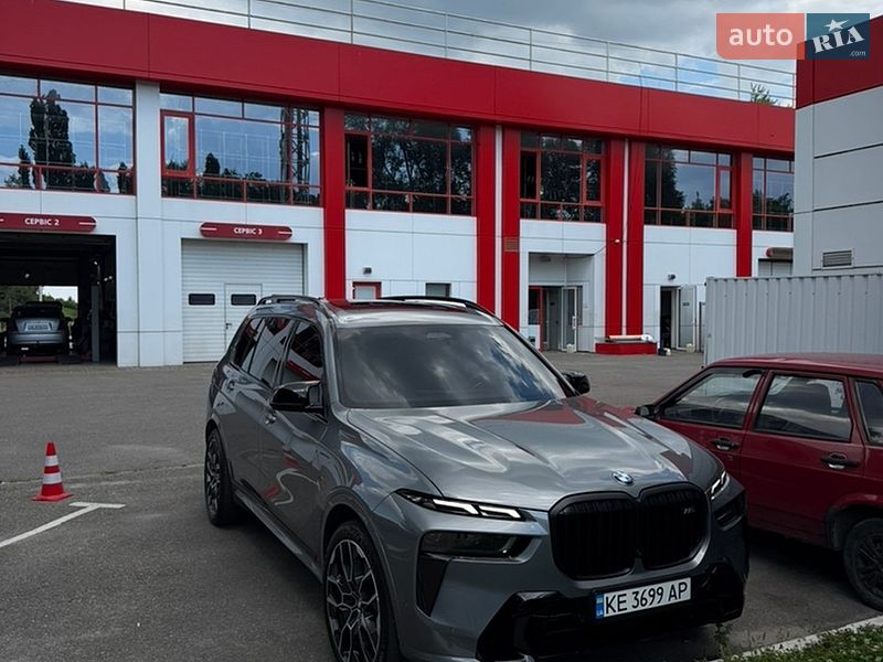 Фото BMW X7 з оголошення AUTO.RIA