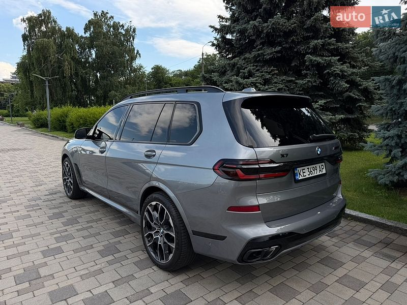 Фото BMW X7 з оголошення AUTO.RIA