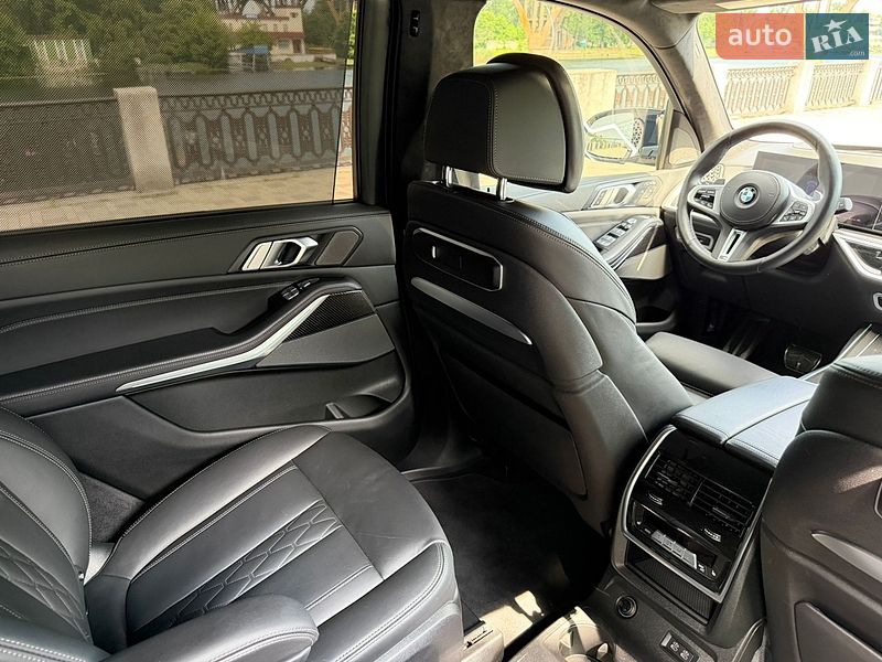 Фото BMW X7 з оголошення AUTO.RIA
