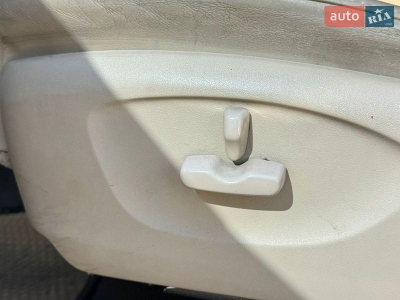 Фото Subaru Tribeca з оголошення AUTO.RIA