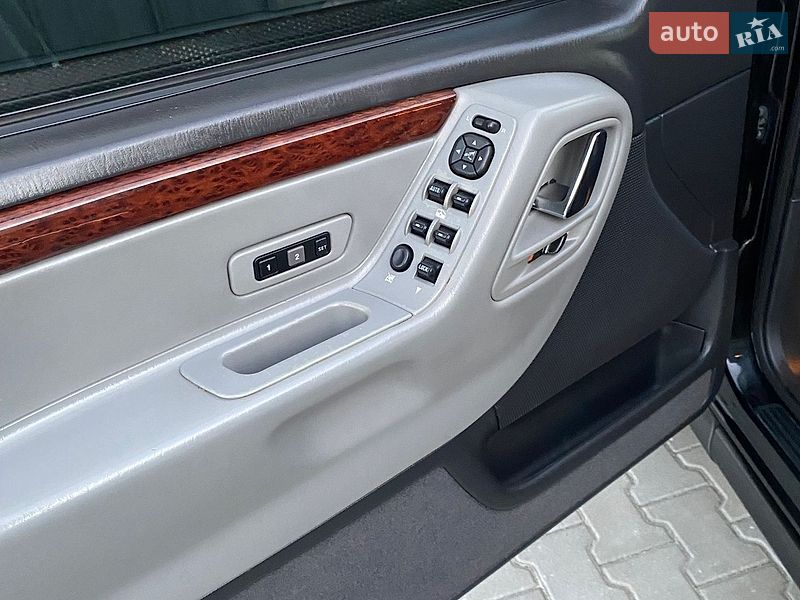 Фото Jeep Grand Cherokee з оголошення AUTO.RIA