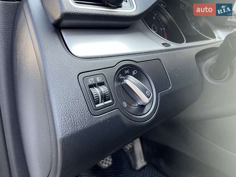 Фото Volkswagen Passat з оголошення AUTO.RIA