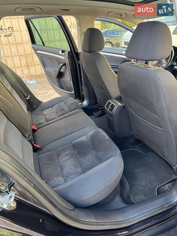 Фото Volkswagen Golf з оголошення AUTO.RIA