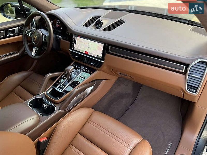 Фото Porsche Cayenne з оголошення AUTO.RIA