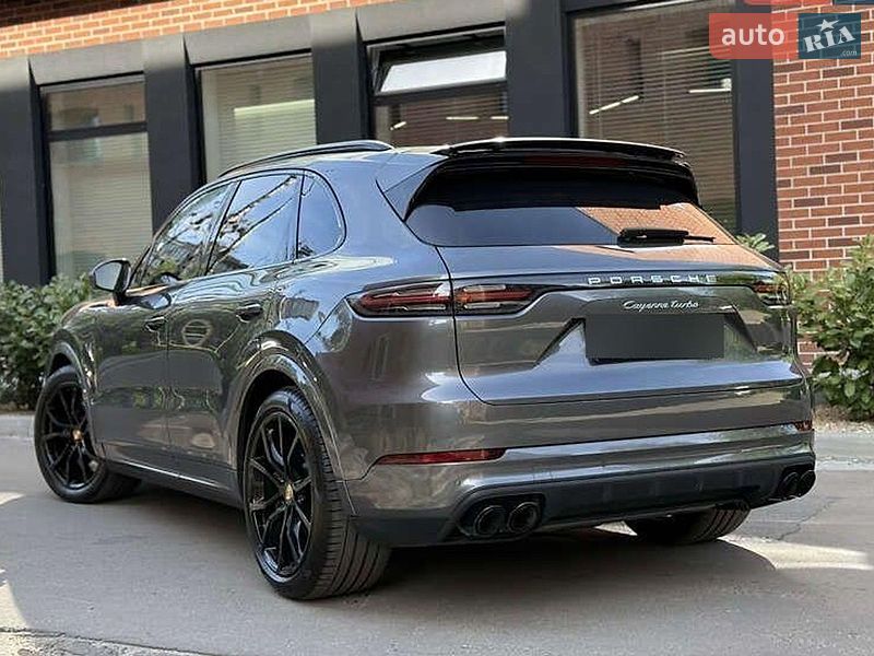 Фото Porsche Cayenne з оголошення AUTO.RIA