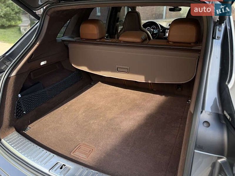 Фото Porsche Cayenne з оголошення AUTO.RIA