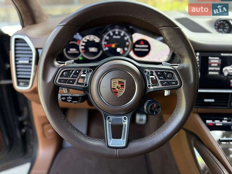 Фото Porsche Cayenne з оголошення AUTO.RIA