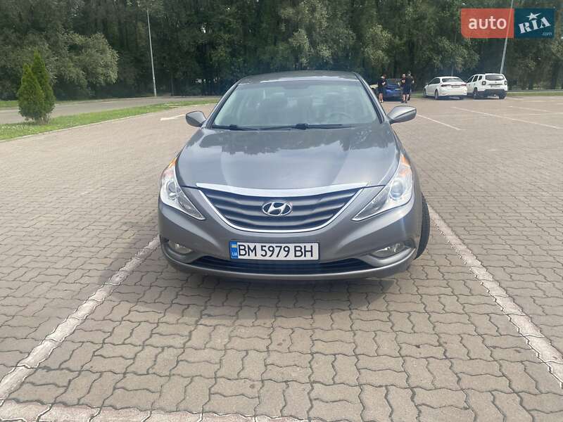Фото Hyundai Sonata з оголошення AUTO.RIA