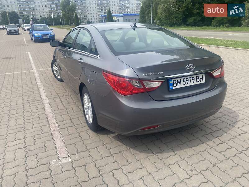 Фото Hyundai Sonata з оголошення AUTO.RIA