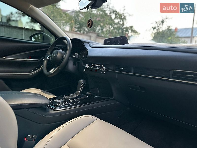 Фото Mazda CX-30 з оголошення AUTO.RIA