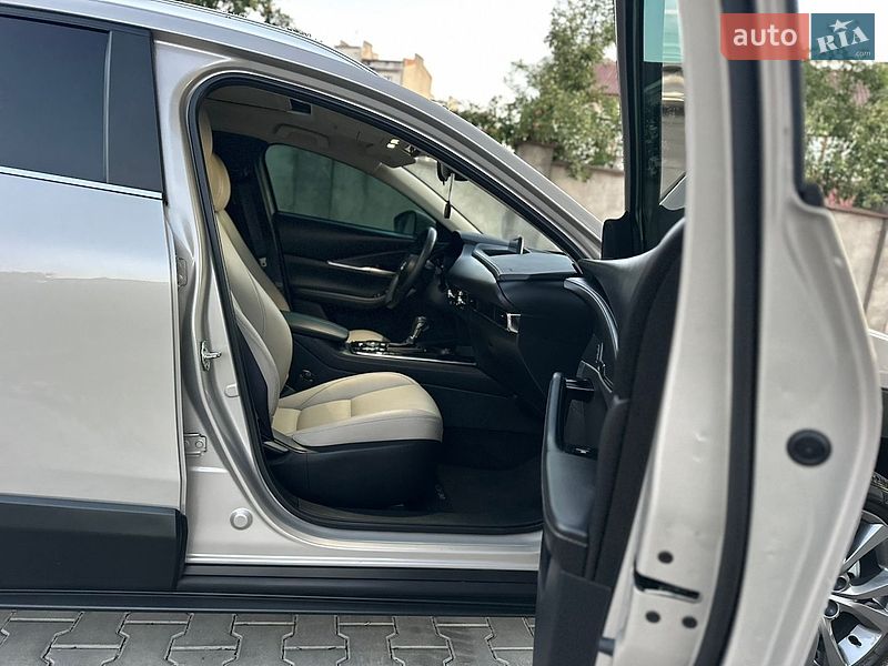 Фото Mazda CX-30 з оголошення AUTO.RIA