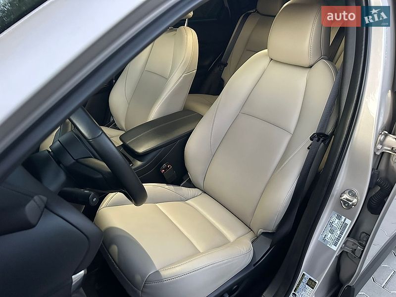 Фото Mazda CX-30 з оголошення AUTO.RIA