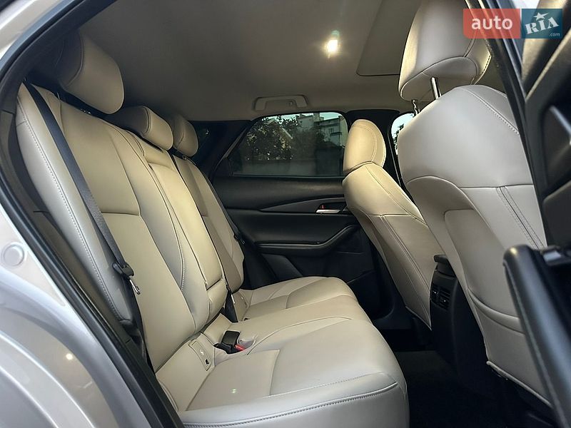 Фото Mazda CX-30 з оголошення AUTO.RIA