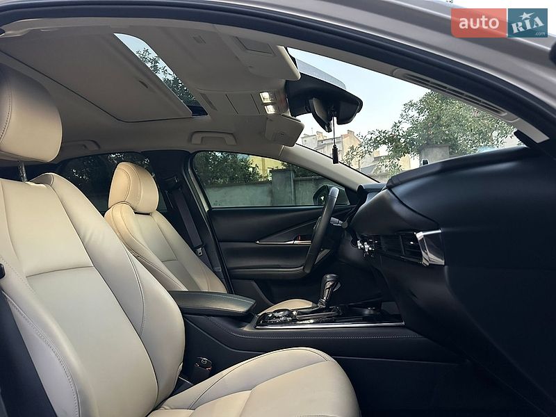 Фото Mazda CX-30 з оголошення AUTO.RIA