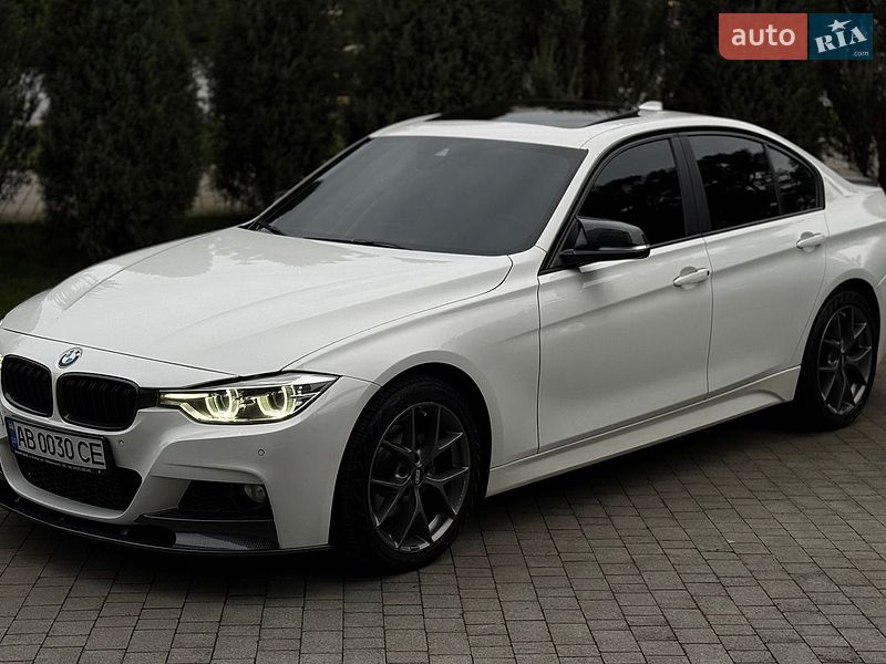 Фото BMW 3 Series з оголошення AUTO.RIA