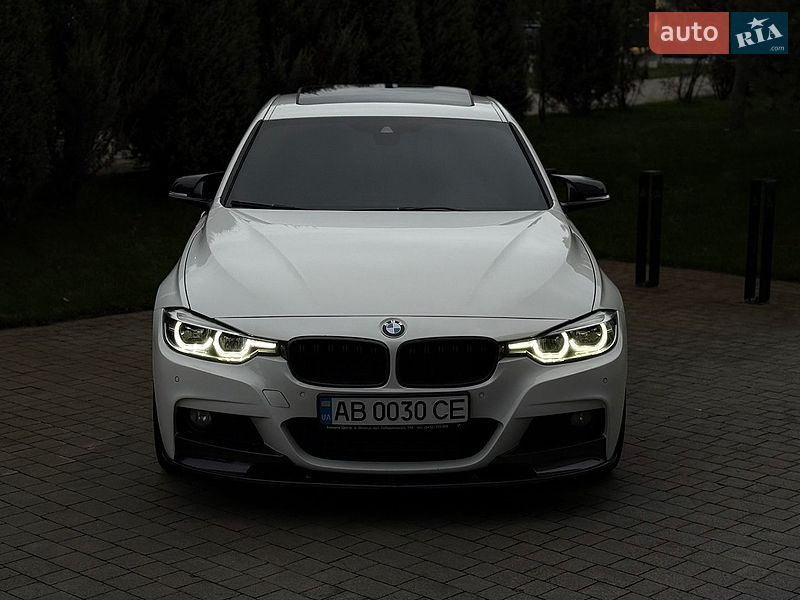 Фото BMW 3 Series з оголошення AUTO.RIA