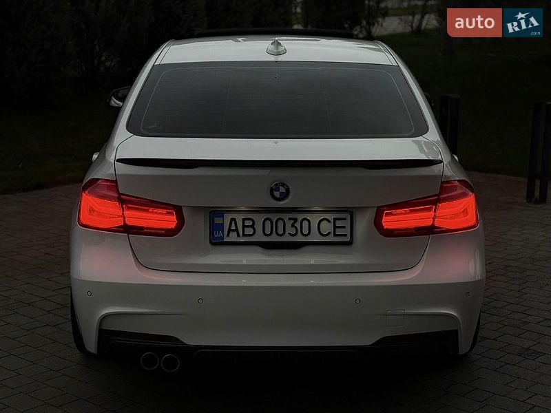 Фото BMW 3 Series з оголошення AUTO.RIA