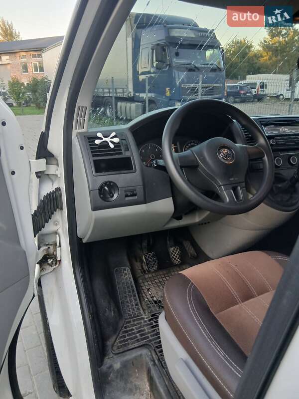 Фото Volkswagen Transporter з оголошення AUTO.RIA