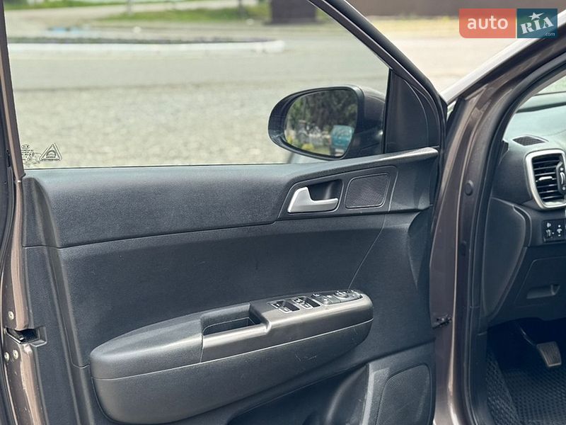 Фото Kia Sportage з оголошення AUTO.RIA