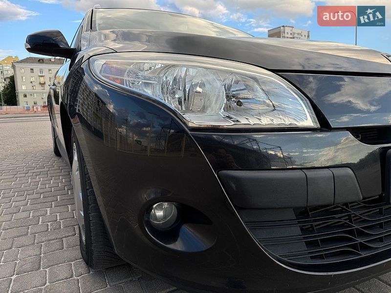 Фото Renault Megane з оголошення AUTO.RIA