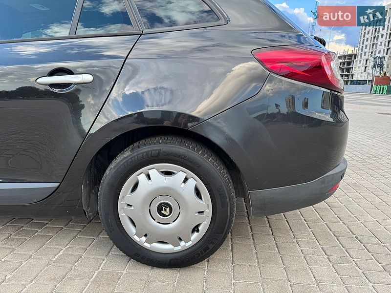 Фото Renault Megane з оголошення AUTO.RIA