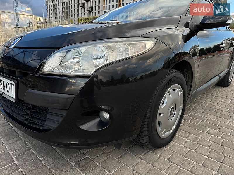 Фото Renault Megane з оголошення AUTO.RIA