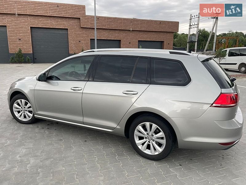 Фото Volkswagen Golf з оголошення AUTO.RIA
