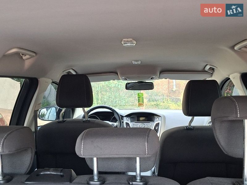 Фото Ford Focus з оголошення AUTO.RIA