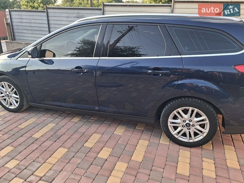 Фото Ford Focus з оголошення AUTO.RIA